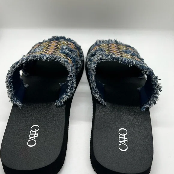BRAND NEW Cato Beaded Denim Fringe Slide Sandals - Size 7 - Picture 3 of 4